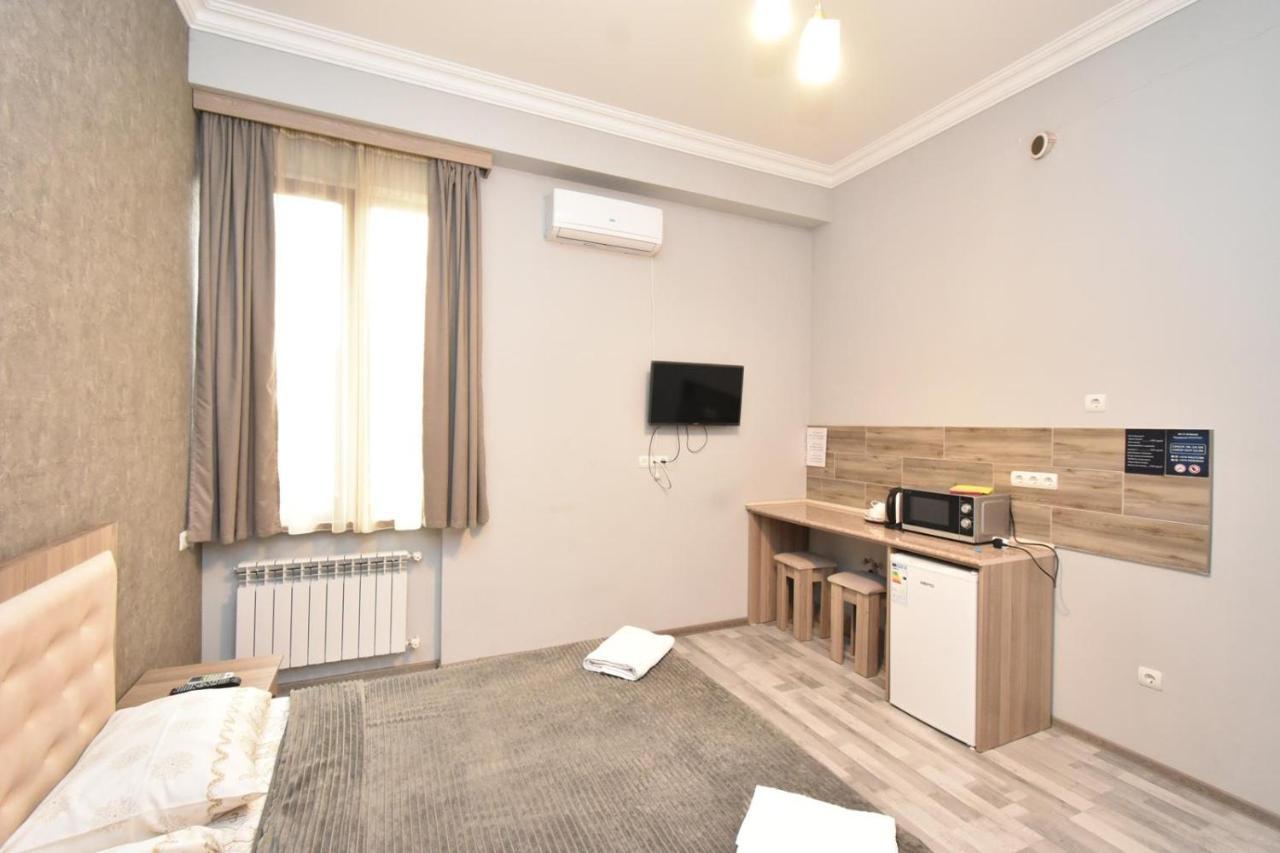 Modern Apartments And Tours Jereván Kültér fotó