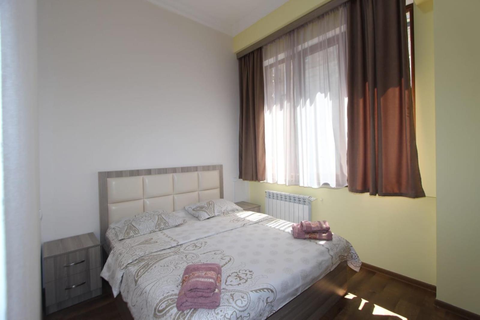 Modern Apartments And Tours Jereván Kültér fotó