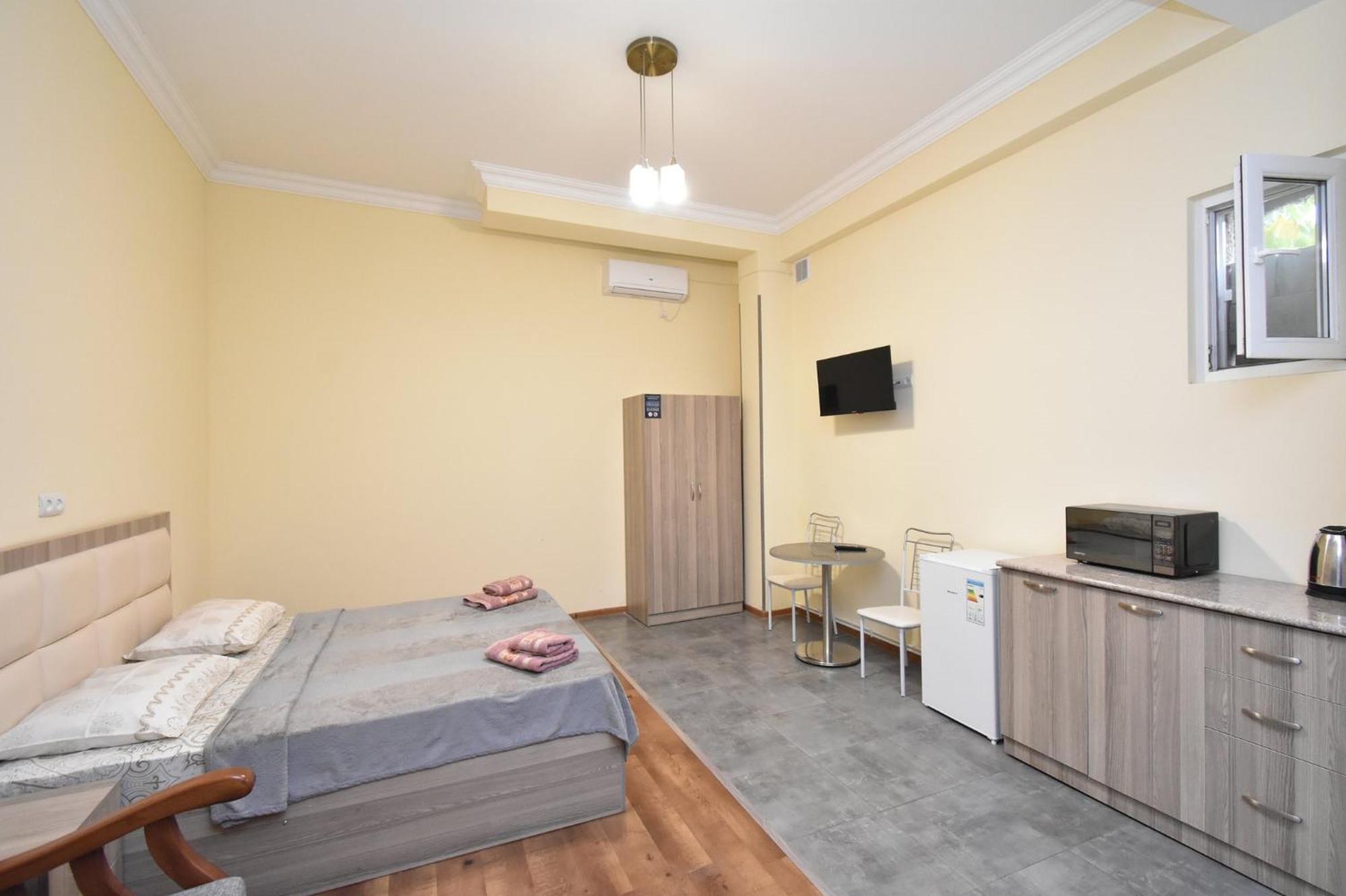 Modern Apartments And Tours Jereván Kültér fotó